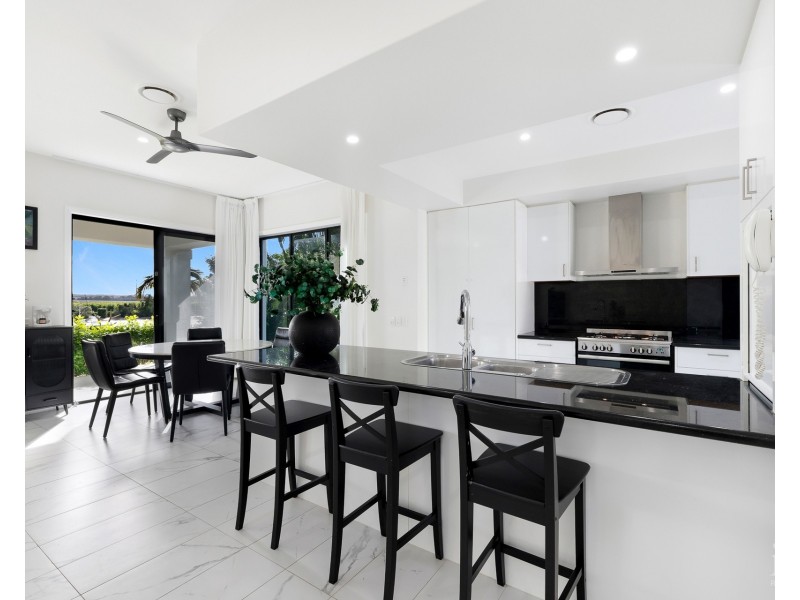 3131 Riverleigh Drive, Hope Island QLD 4212