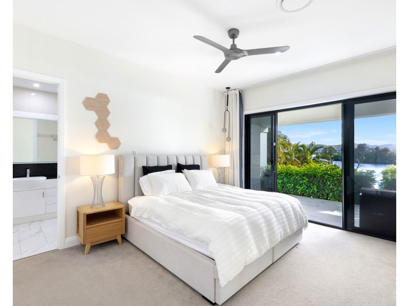 3131 Riverleigh Drive, Hope Island QLD 4212