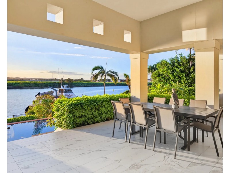 3131 Riverleigh Drive, Hope Island QLD 4212