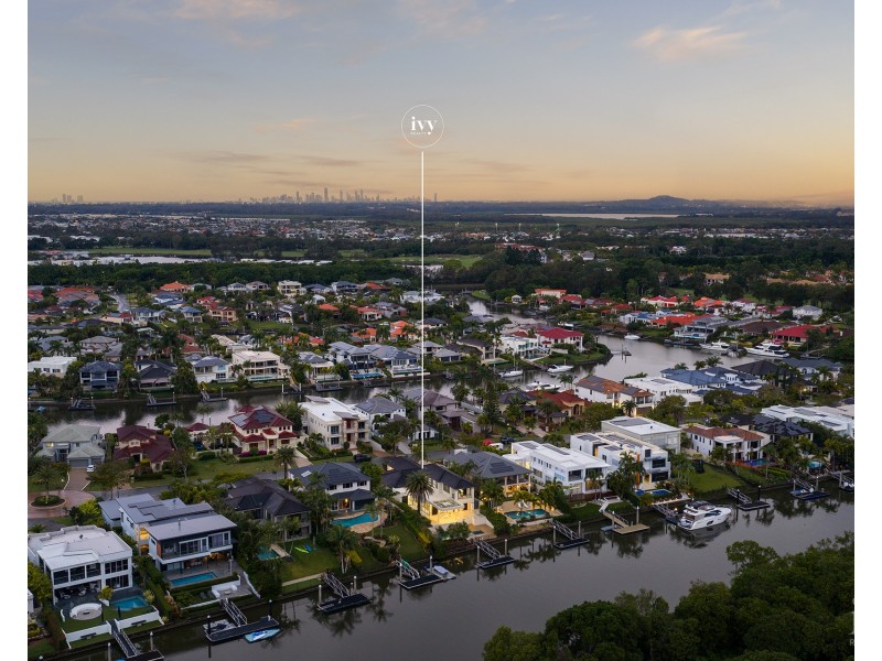 2344 Cressbrook Drive, Hope Island QLD 4212