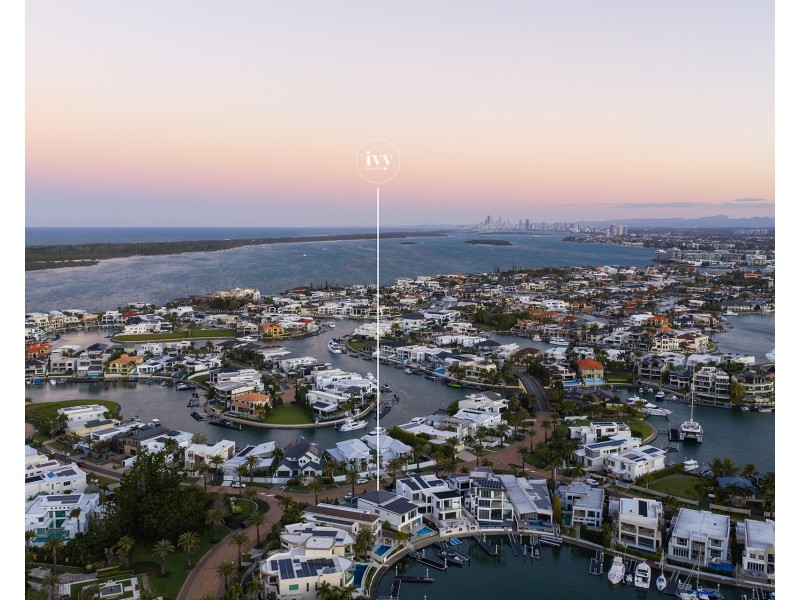 68 The Sovereign Mile, Sovereign Islands QLD 4216