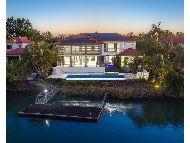 3103 Riverleigh Drive, Hope Island QLD 4212
