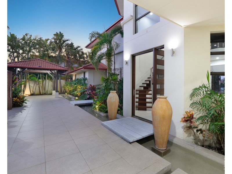 3103 Riverleigh Drive, Hope Island QLD 4212