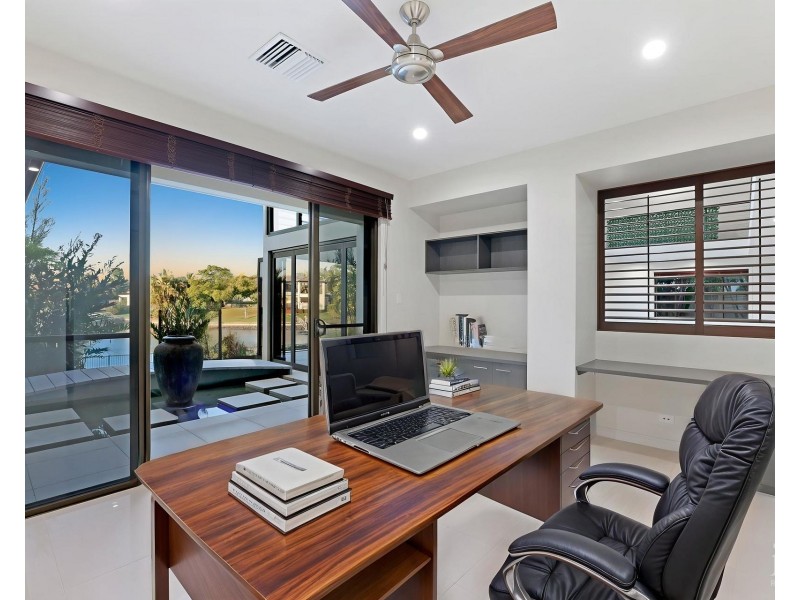 3103 Riverleigh Drive, Hope Island QLD 4212