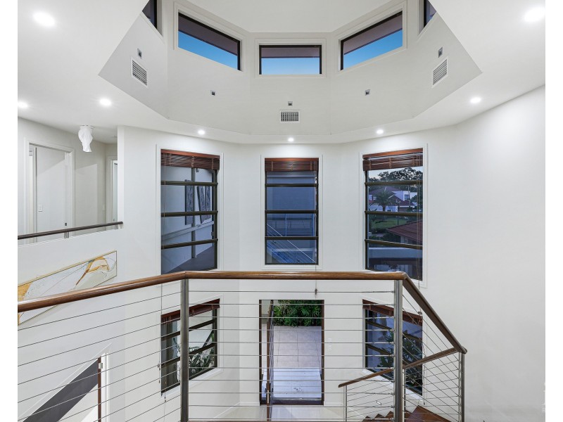 3103 Riverleigh Drive, Hope Island QLD 4212