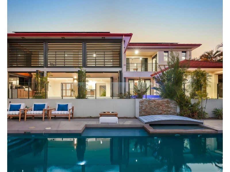 3103 Riverleigh Drive, Hope Island QLD 4212