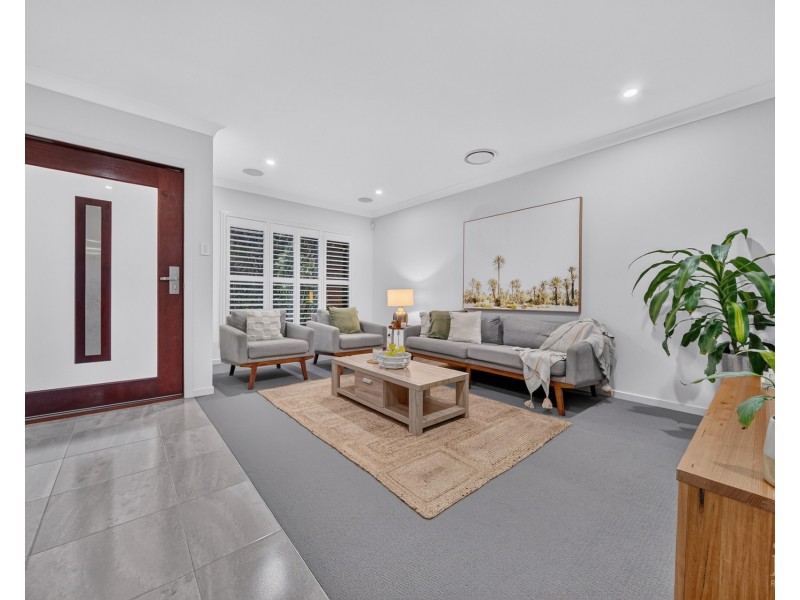 7828 Pavilions Close, Hope Island QLD 4212