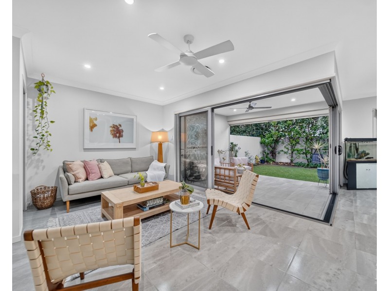 7828 Pavilions Close, Hope Island QLD 4212