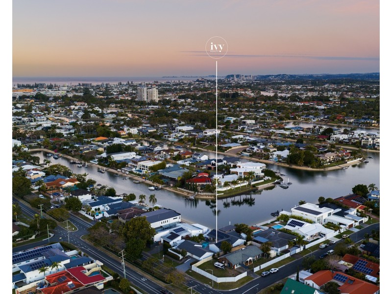 1 Rudd Street, Broadbeach Waters QLD 4218