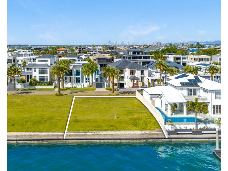 21 Knightsbridge Parade West, Sovereign Islands QLD 4216