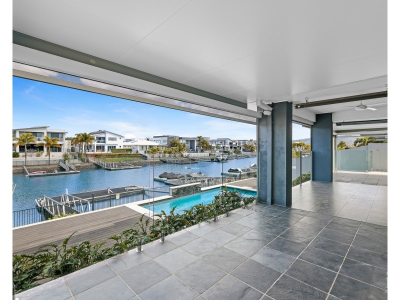 21 Harbourvue Court, Helensvale QLD 4212