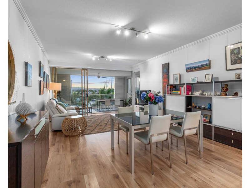 1768/1 Rialto Quay Drive Quay, Hope Island QLD 4212