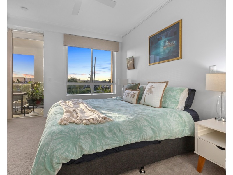 1768/1 Rialto Quay Drive Quay, Hope Island QLD 4212