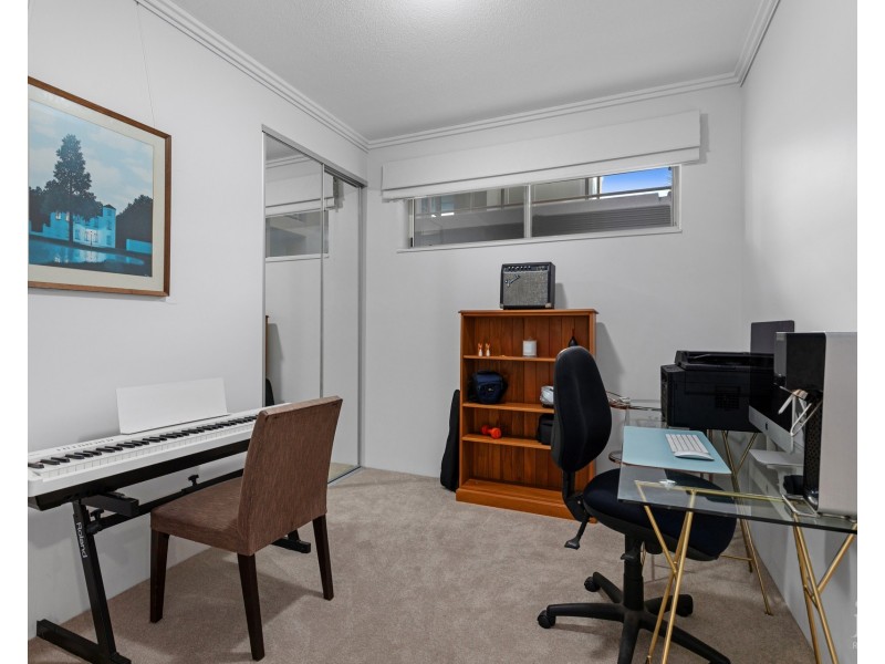 1768/1 Rialto Quay Drive Quay, Hope Island QLD 4212