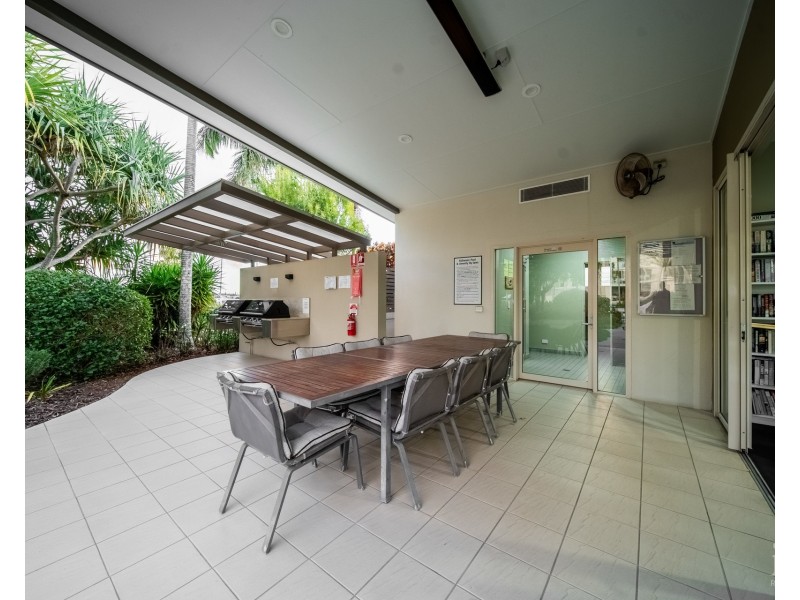 1768/1 Rialto Quay Drive Quay, Hope Island QLD 4212