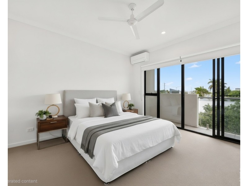 20/1 Mervyn Thomas Drive, Hope Island QLD 4212