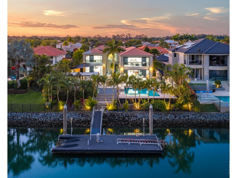 1069 Killymoon Drive, Hope Island QLD 4212