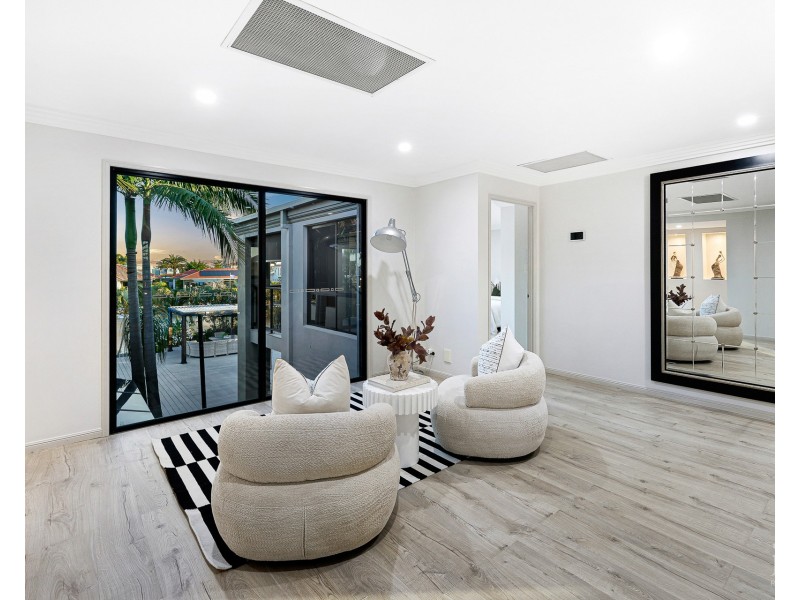 1069 Killymoon Drive, Hope Island QLD 4212