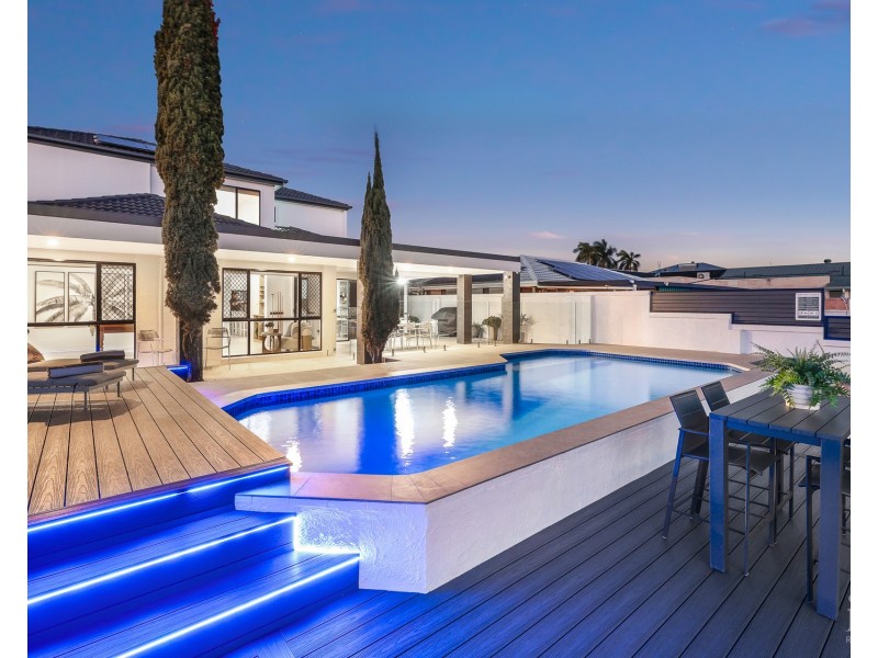34 O’Grady Drive, Paradise Point QLD 4216