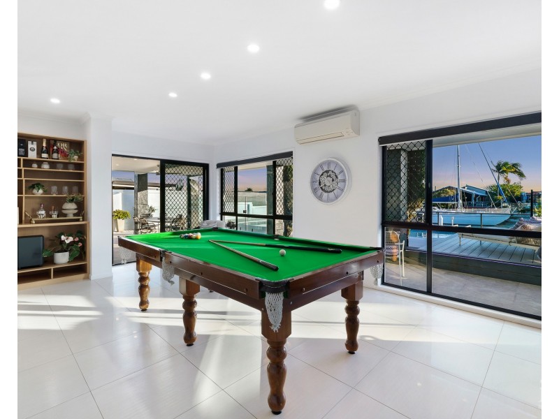 34 O’Grady Drive, Paradise Point QLD 4216