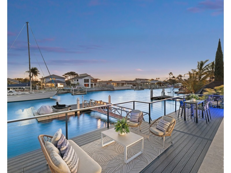 34 O’Grady Drive, Paradise Point QLD 4216