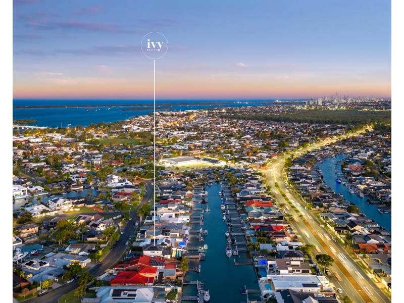 34 O’Grady Drive, Paradise Point QLD 4216
