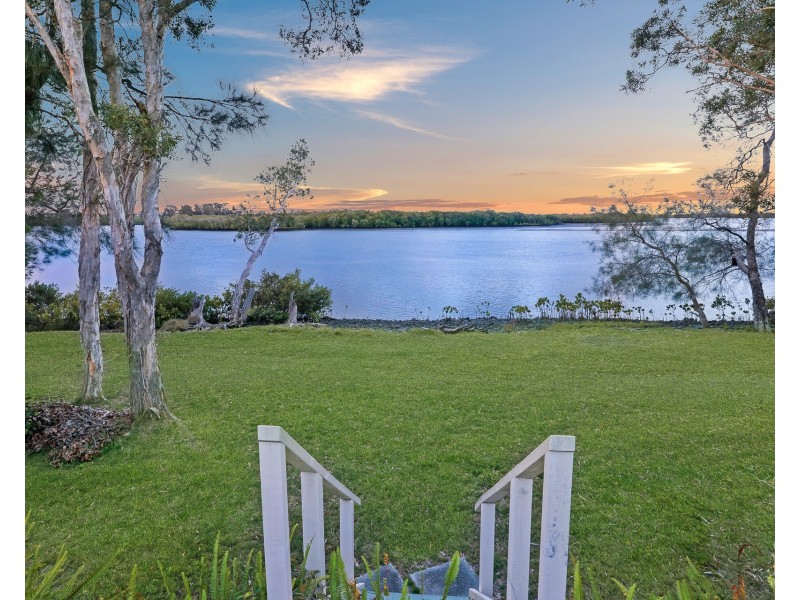 25 The Estuary, Coombabah QLD 4216