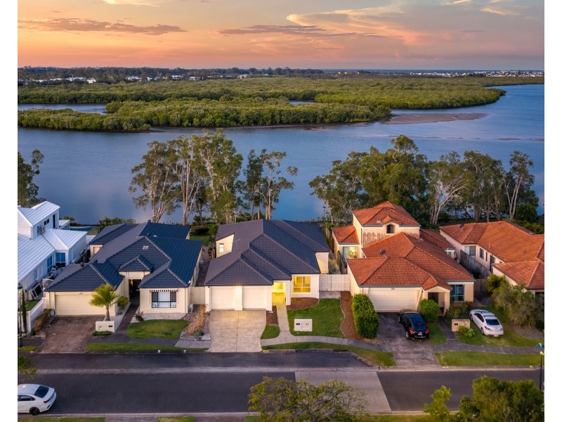 25 The Estuary, Coombabah QLD 4216