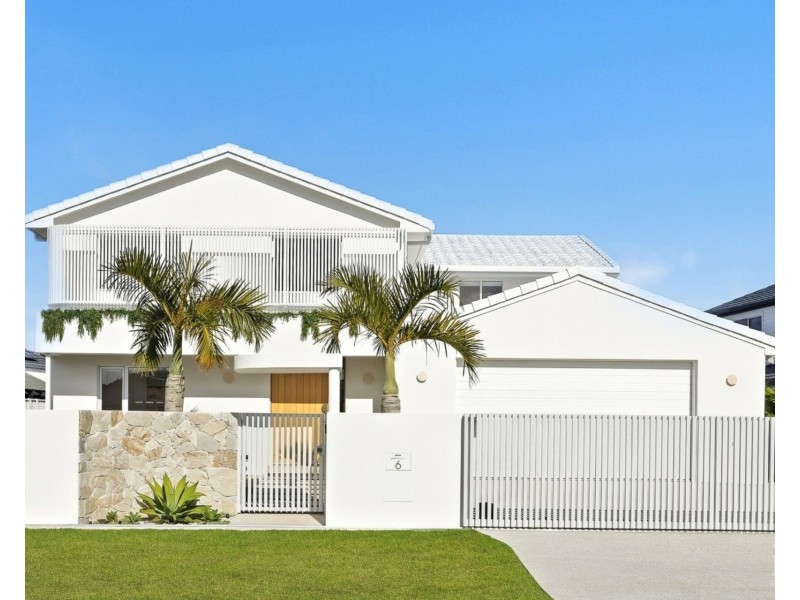 6 Seabreeze Street, Paradise Point QLD 4216