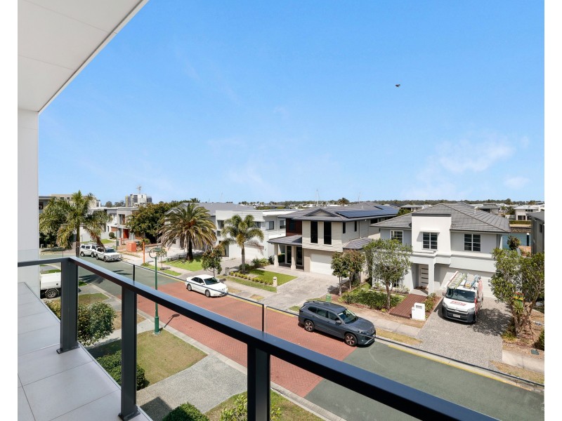 34 Park Cove Boulevard, Hope Island QLD 4212