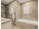 12 King James Court, Sovereign Islands QLD 4216