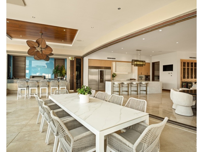 1 Westminster Court, Sovereign Islands QLD 4216