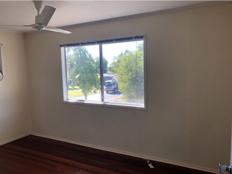 2 Spring Crescent, Dysart QLD 4745