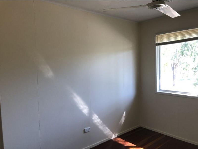 2 Spring Crescent, Dysart QLD 4745