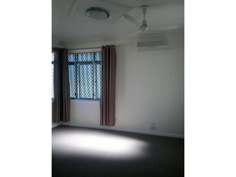 10 Keith Hamilton Street, West Mackay QLD 4740