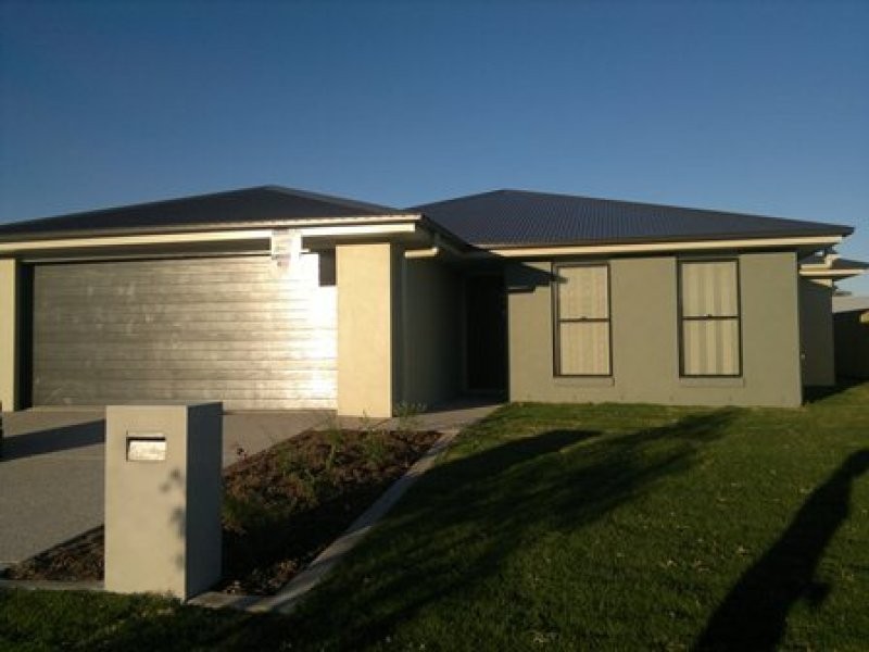 18 McCall Street, Marian QLD 4753