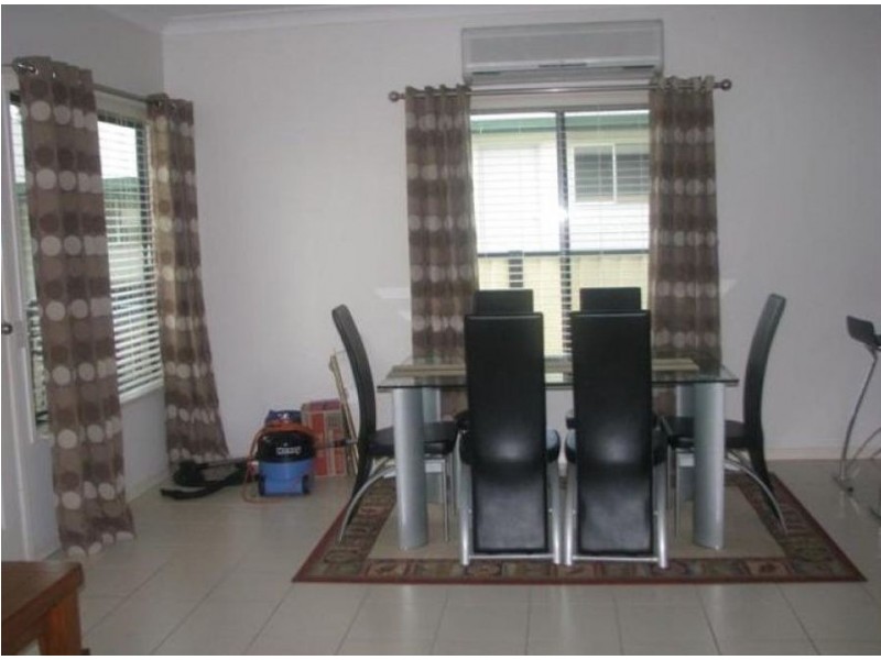 1/77 Beardmore Crescent, Dysart QLD 4745