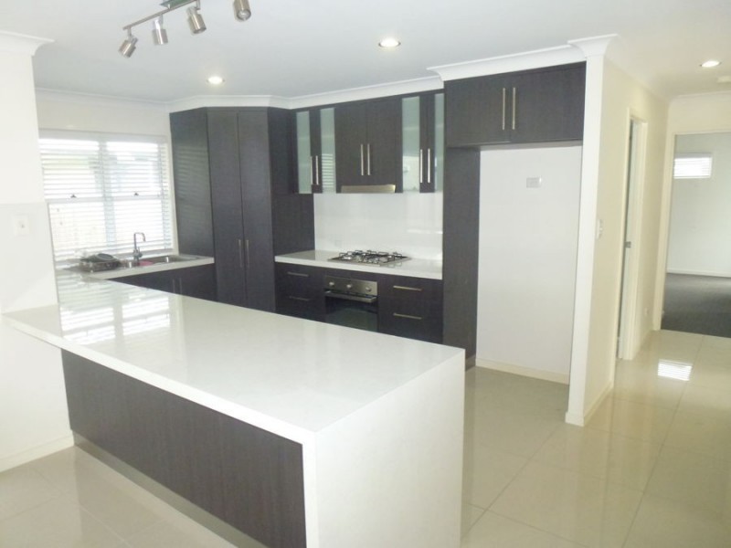 31 Sonoran Drive, Rural View QLD 4740