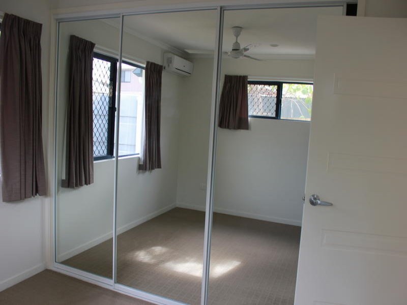 1/10 Coolum Court, Blacks Beach QLD 4740