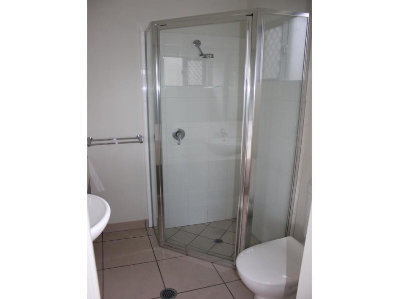 1/10 Coolum Court, Blacks Beach QLD 4740