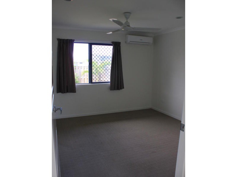 1/10 Coolum Court, Blacks Beach QLD 4740