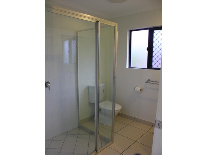 1/10 Coolum Court, Blacks Beach QLD 4740