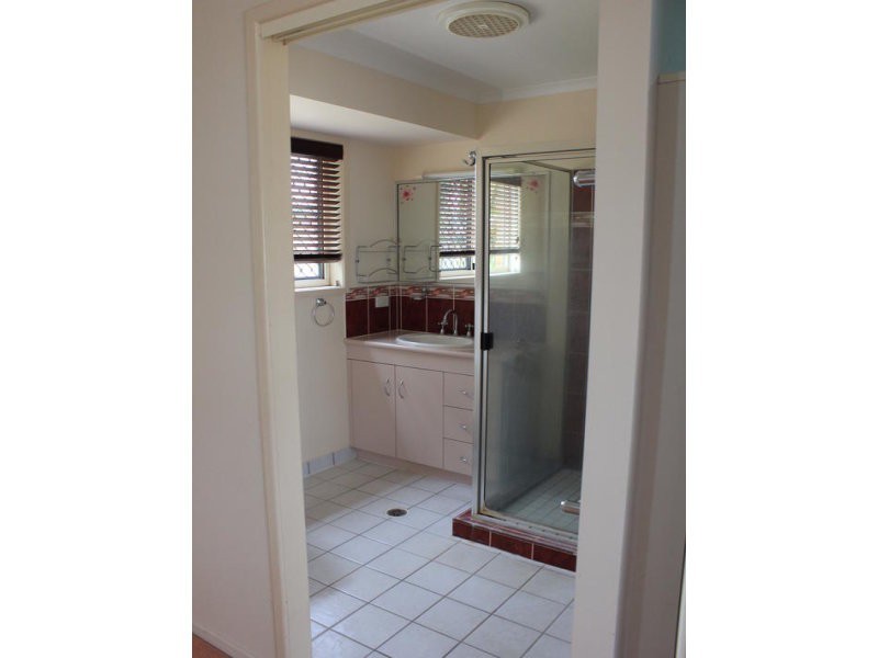 3 Foxtail Court, Glenella QLD 4740
