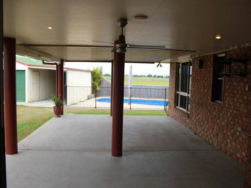 3 Foxtail Court, Glenella QLD 4740