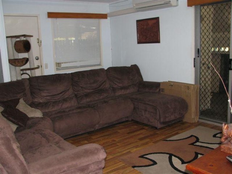 7 Spring Crescent, Dysart QLD 4745