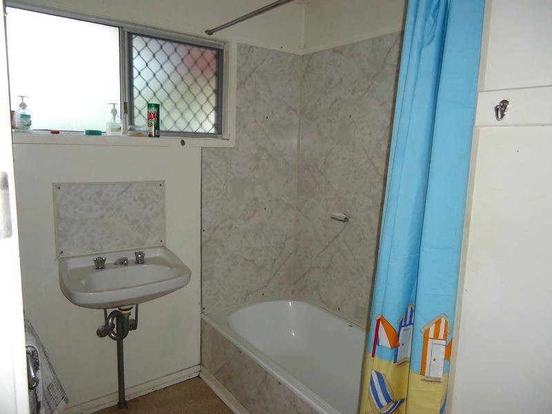 9 Queen Elizabeth Drive, Dysart QLD 4745