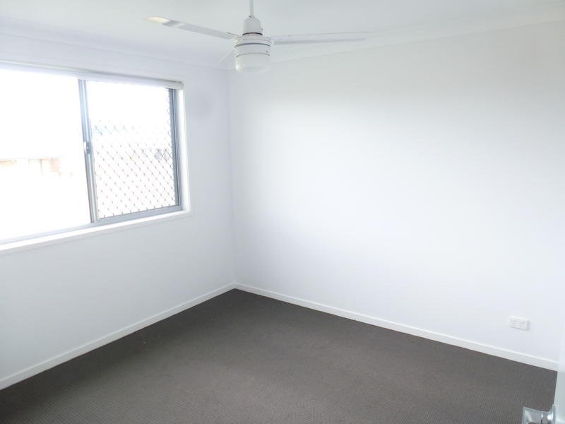 2 Bonney Street, Rural View QLD 4740