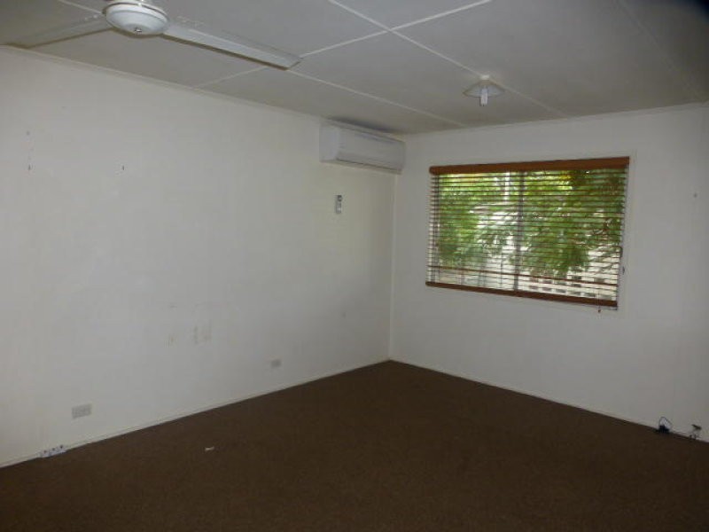 4 Mclennan Court, Dysart QLD 4745