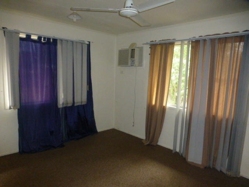 4 Mclennan Court, Dysart QLD 4745