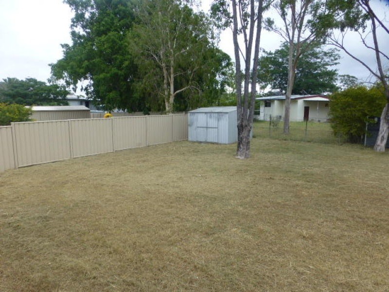4 Mclennan Court, Dysart QLD 4745